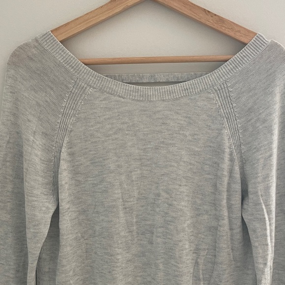 lululemon athletica Light Gray Long Sleeve backless Sweater - Picture 9 of 10